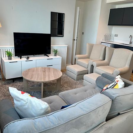 Lovely 1 Bed Apartment - Old Trafford Manchester Eksteriør billede
