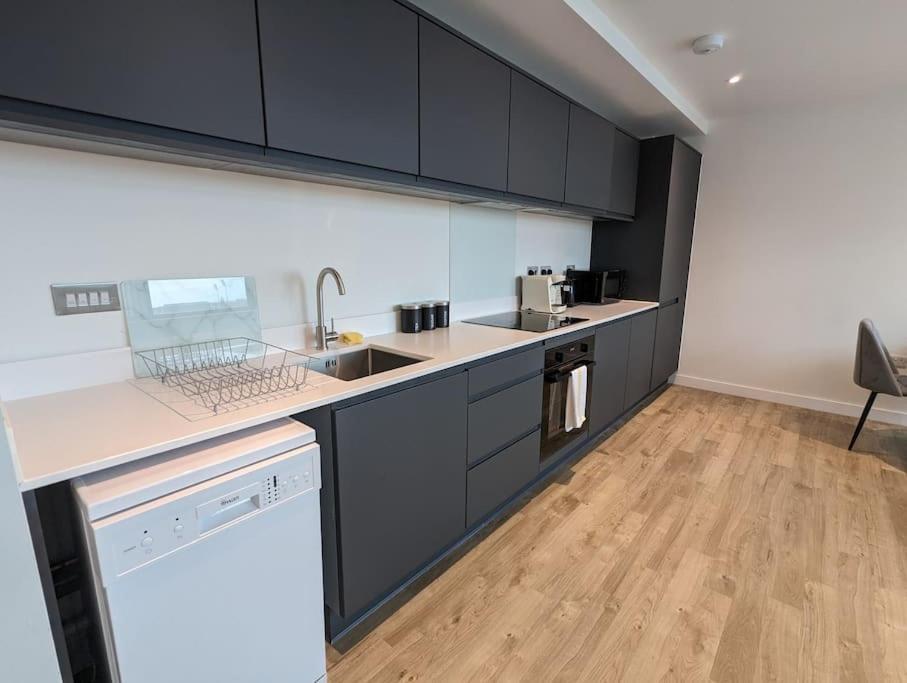 Lovely 1 Bed Apartment - Old Trafford Manchester Eksteriør billede
