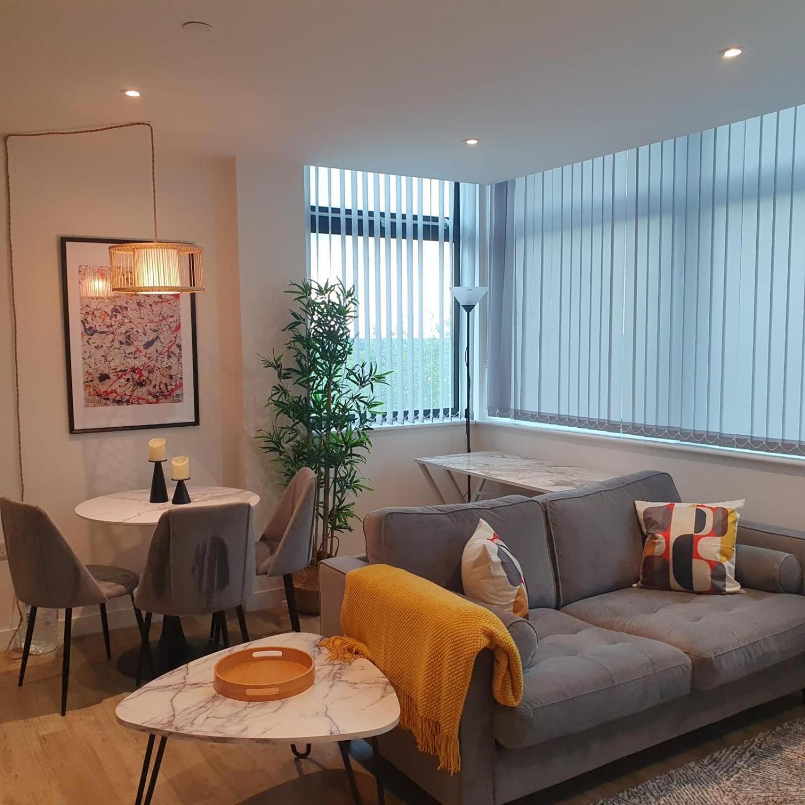 Lovely 1 Bed Apartment - Old Trafford Manchester Eksteriør billede